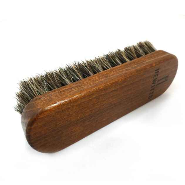 Hewitts Horsehair Polishing Brush Medium