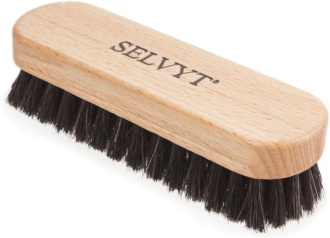 Selvyt Premium Horsehair Buffing Small Brush